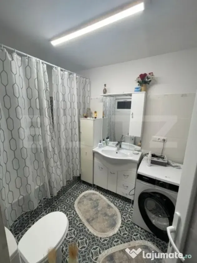 Casă spațioasă cu 5 camere, 180 mp utili și teren 720 mp - Satu Mare (Satu-Mare)