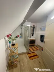 Casă spațioasă cu 5 camere, 180 mp utili și teren 720 mp 