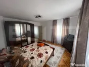 Casă spațioasă cu 5 camere, 180 mp utili și teren 720 mp 