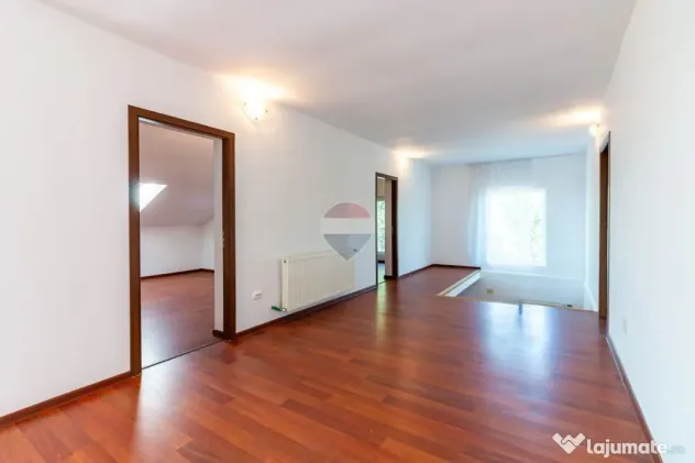 Casă / Vilă cu 6 camere de vânzare, Giurgiu, Crevedia mare - Crevedia Mare (Giurgiu)