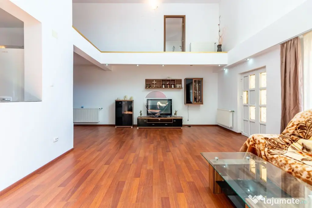 Casă / Vilă cu 6 camere de vânzare, Giurgiu, Crevedia mare - Crevedia Mare (Giurgiu)