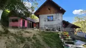 Casa Poiana Marului -3 camere zona pitoreasca 