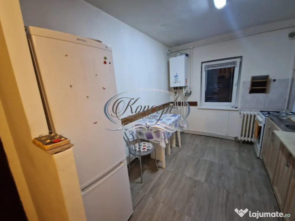 2 camere semidecomandat, Aleea Moldoveanu - Cluj-Napoca (Cluj)