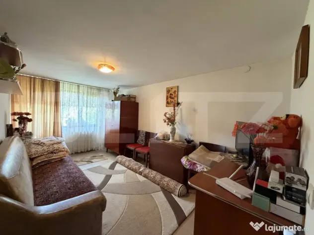 Casă cu 2 camere si un teren de 1600 mp - Ciumarna (Salaj)