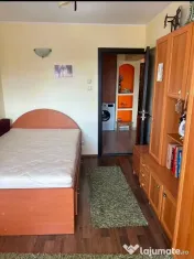 Apartament Cu 3 Camere Decomandate Zona George Enescu 