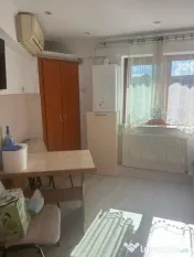 Apartament Cu 3 Camere Decomandate Zona George Enescu 