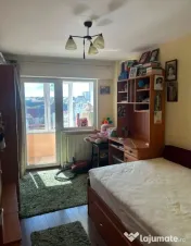 Apartament Cu 3 Camere Decomandate Zona George Enescu 