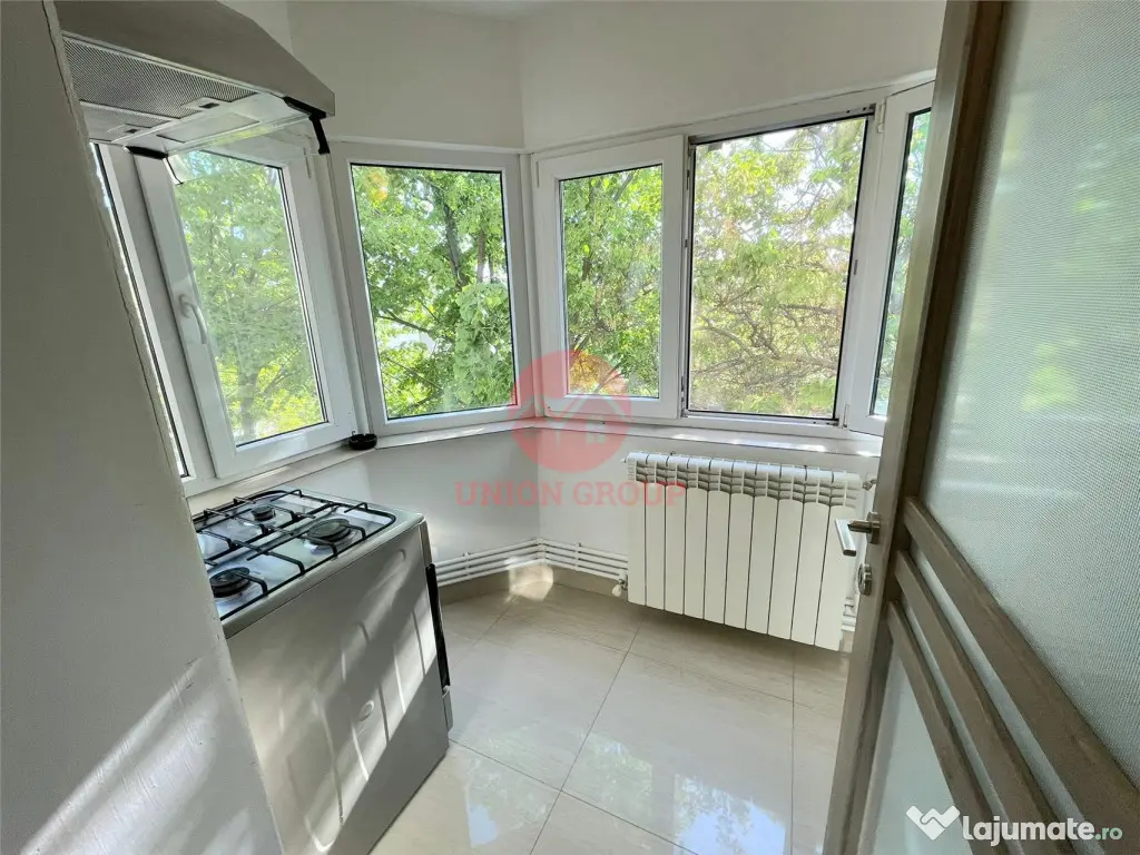 Apartament 2 Camere, Decomandat, Faleza Nord - Constanta (Constanta)