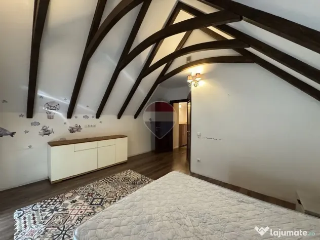 Casă elegantă și complet renovată str. Anton Pann - Medias (Sibiu)