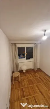 Apartament cu 2 camere transformate in 3 parter zona Aem