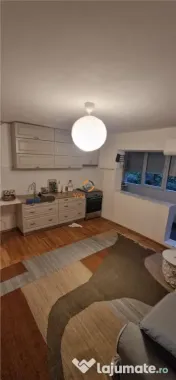 Apartament cu 2 camere transformate in 3 parter zona Aem