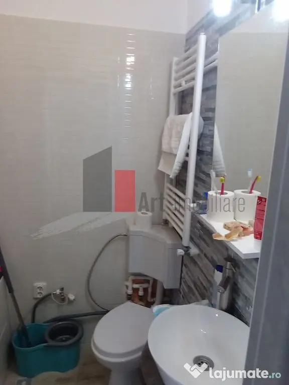 Vânzare apartament 2 camere decomandat Luică - Bucuresti (Bucuresti-Ilfov)
