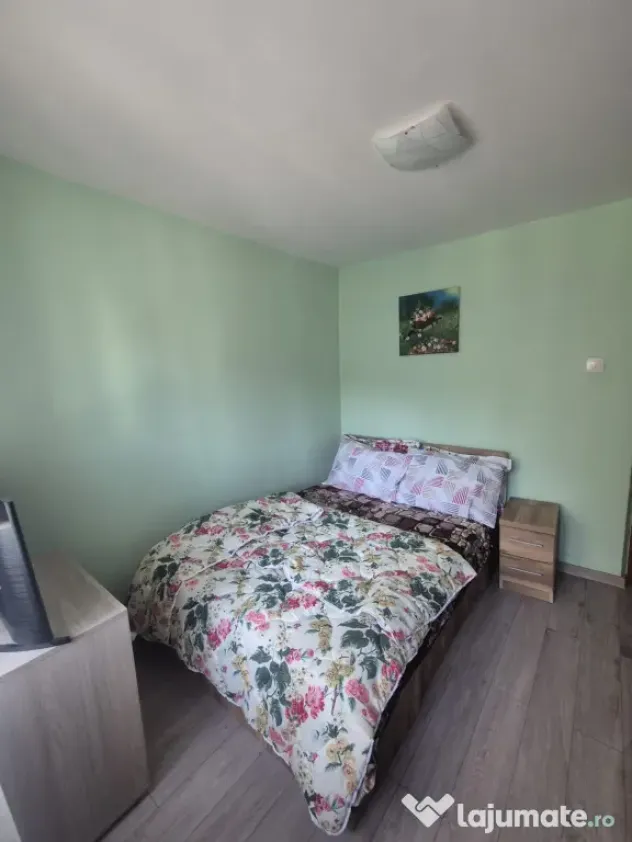 Apartament in zona ORIZONT BAZAR 2 camere