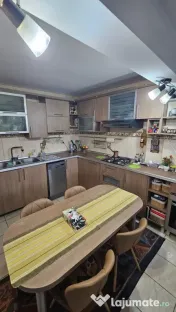Marasesti-Central-vila S+P+1+M- ter- 410 mp la 550000 euro 