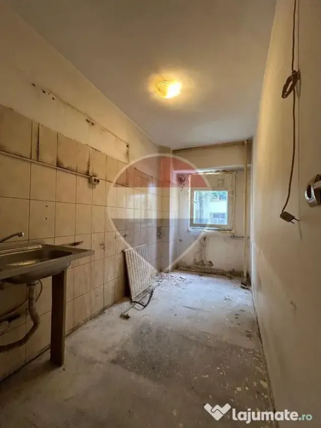Vanzare Apartament 1 Camera 36mpu Bloc Anvelopat 1986 Metrou Dristor - Bucuresti (Bucuresti-Ilfov)