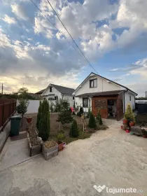 Vanzare casa cu mansarda Valu lui Traian CT