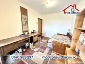 3 camere la preț de 2! Apartament decomandat, Str. Miron Costin!CE1822 
