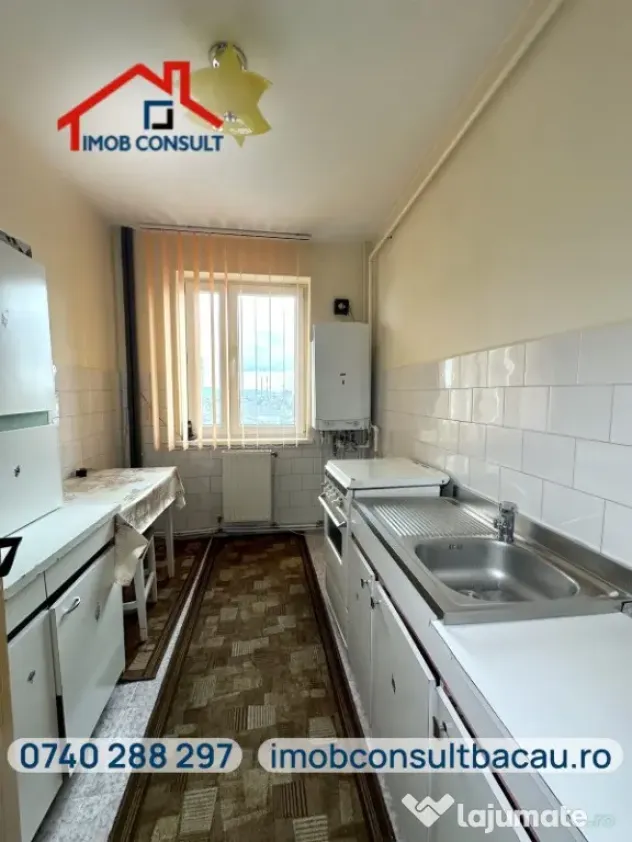 3 camere la preț de 2! Apartament decomandat, Str. Miron Costin!CE1822 - Bacau (Bacau)