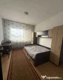 Garsoniera, Piata Nicolina - min de Podu Ros, Palas