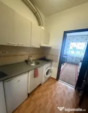 Garsoniera, Piata Nicolina - min de Podu Ros, Palas 