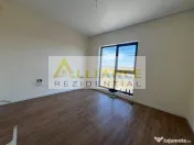 Casa Individuala - 4 camere - 300 MP TEREN-STR.MIORITA 