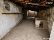 Casa individuala 5 camere de vanzare, zona centrala Sagu, Ar 