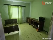 Casa individuala 5 camere de vanzare, zona centrala Sagu, Ar 
