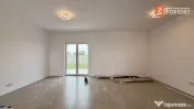 Duplex modern, predare la cheie, toate utilitatile - asfalt 