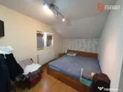 Apartament de vanzare cu 2 camere si balcon, zona Shopping C 