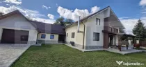 Casă cu priveliște, multă verdeață și spații generoas