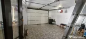 Casă cu priveliște, multă verdeață și spații generoas 