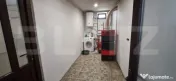 Casă cu priveliște, multă verdeață și spații generoas 