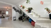 Duplex de vanzare in Sacalaz, 4 camere + 2 bai si toate util 