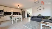 Duplex de vanzare in Sacalaz, 4 camere + 2 bai si toate util 