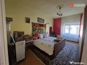 Casa individuala de vanzare cu 4 camere si teren de 800 mp - 