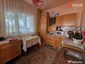 Casa individuala de vanzare cu 4 camere si teren de 800 mp - 