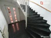 Casa individuala cu 6 camere, garaj si teren de 500 mp - zon 