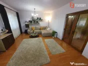 Oportunitate de investitie: 2 case total 8 camere si SAD - F