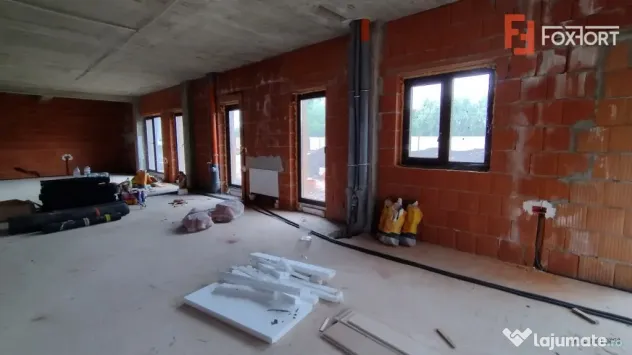 Spatiu Comercial Modern cu 2 incaperi si 3 Locuri de Parcare - Timisoara (Timis)