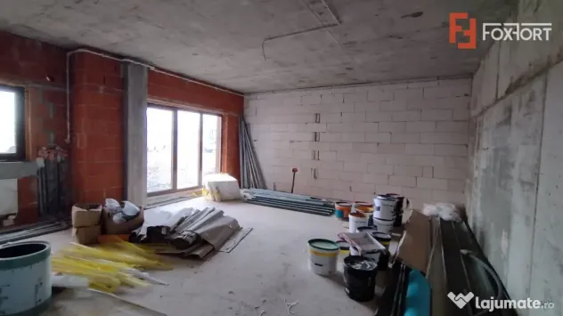 Spatiu Comercial Modern cu 2 incaperi si 3 Locuri de Parcare - Timisoara (Timis)