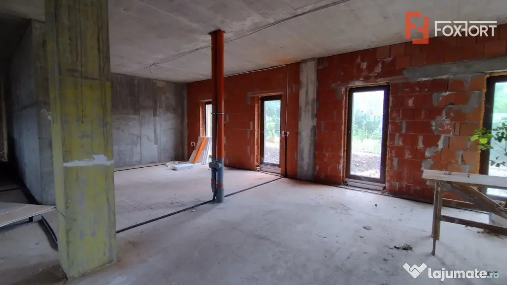 Spatiu Comercial Modern cu 2 incaperi si 3 Locuri de Parcare - Timisoara (Timis)
