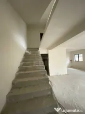 Vanzare Casa 5 camere; 150 mp; 3 bai , Subcetate