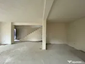 Vanzare Casa 5 camere; 150 mp; 3 bai , Subcetate