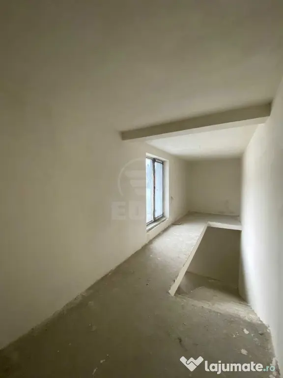 Vanzare Casa 5 camere; 150 mp; 3 bai , Subcetate - Floresti (Cluj)