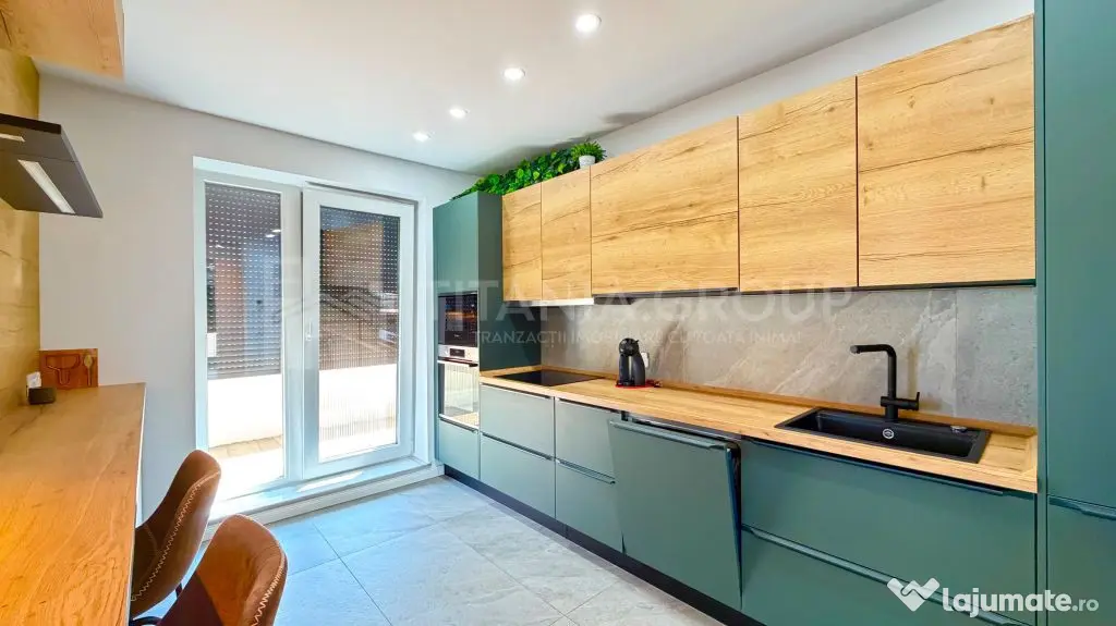 Penthouse cu 4 camere, terasă de 57 mp, priveliște - Kasper Coresi - Brasov (Brasov)