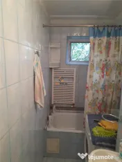... Apartament cu Centrala Etaj Intermediar Sagului..