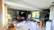 Casă insiruita cu 4 camere, curte și parcare – Florești