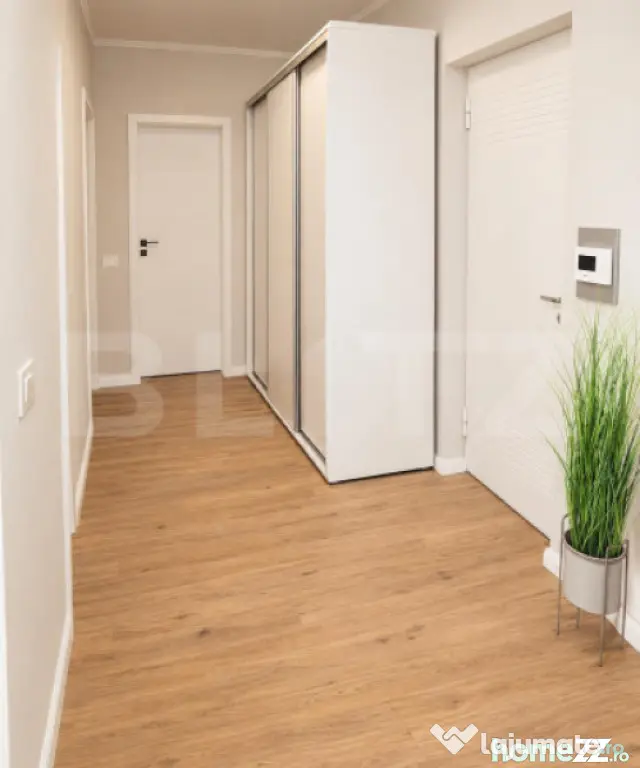Apartament 3 camere de vânzare, zona Oneștilor, Oradea - Oradea (Bihor)