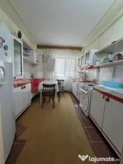 Apartament de vânzare cu 3 camere, Dva. Nord - Zalău