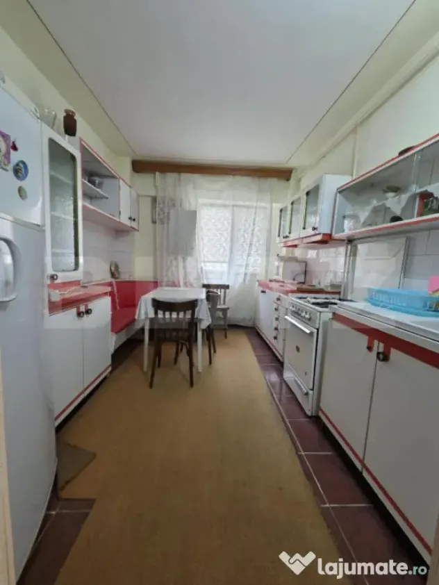 Apartament de vânzare cu 3 camere, Dva. Nord - Zalău - Zalau (Salaj)